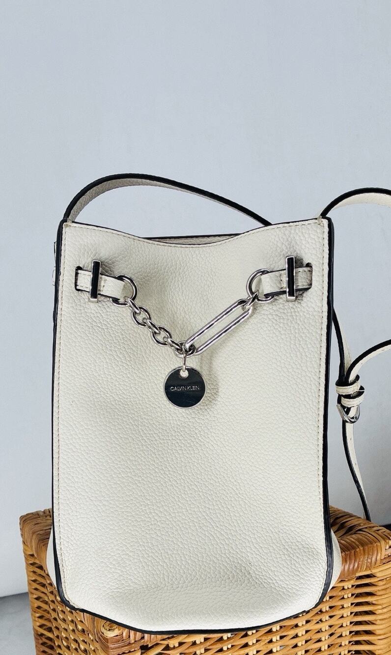 Calvin Klein Ivory Pebbled Leather Bucket Bag Silver Chain Crossbody Shoulder
